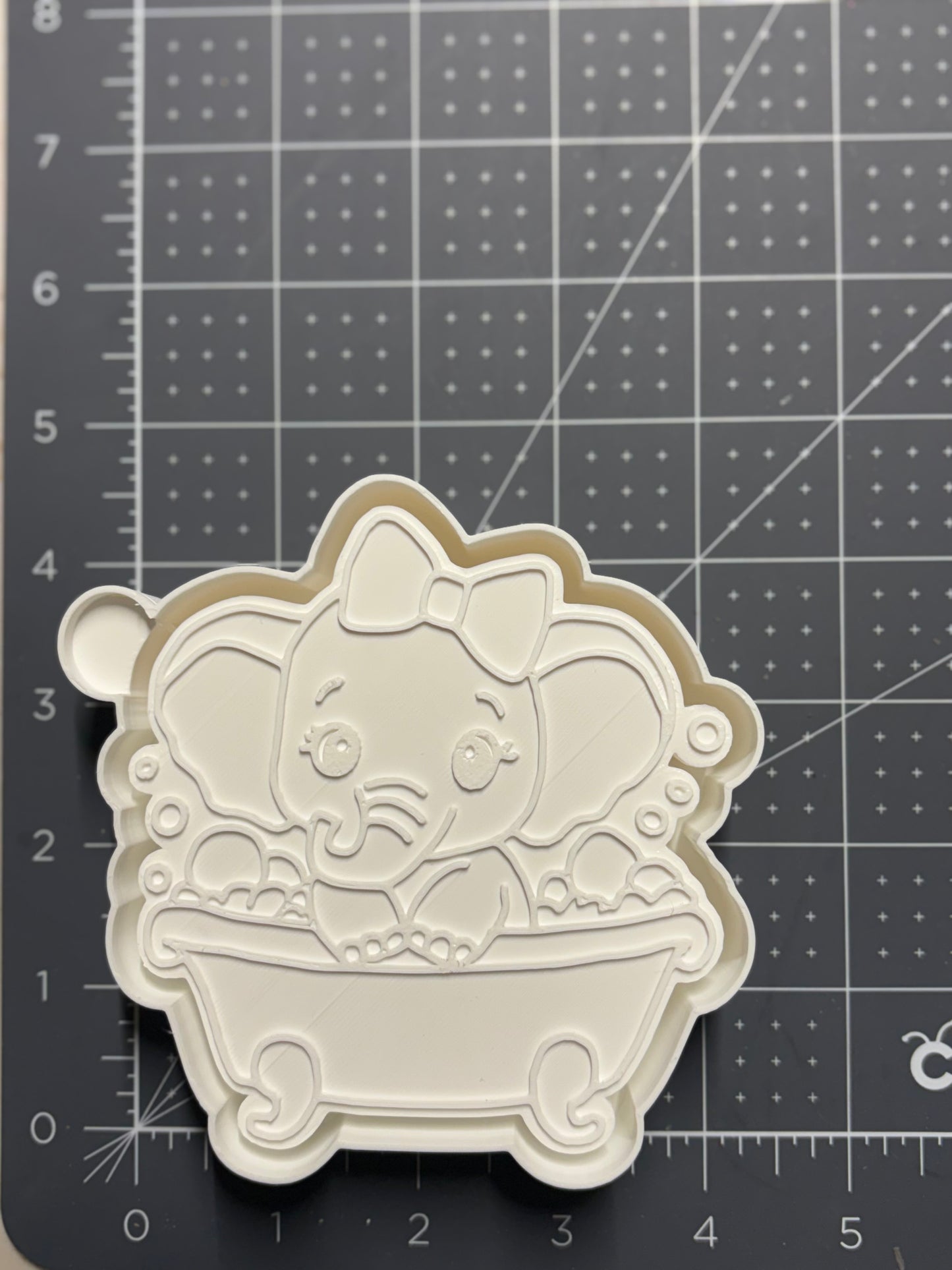 Elephant in Bathtub Mold