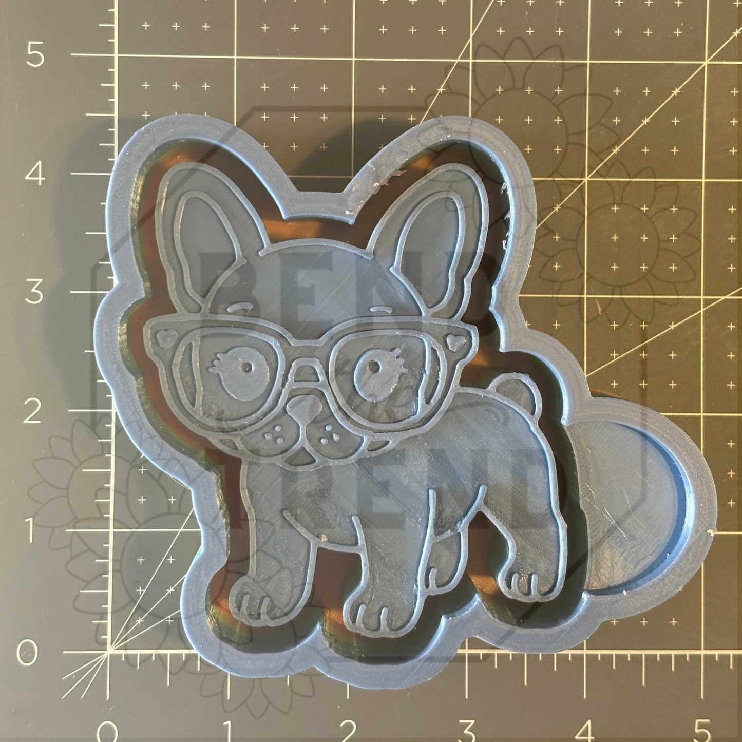 Frenchie in Sunglasses Mold