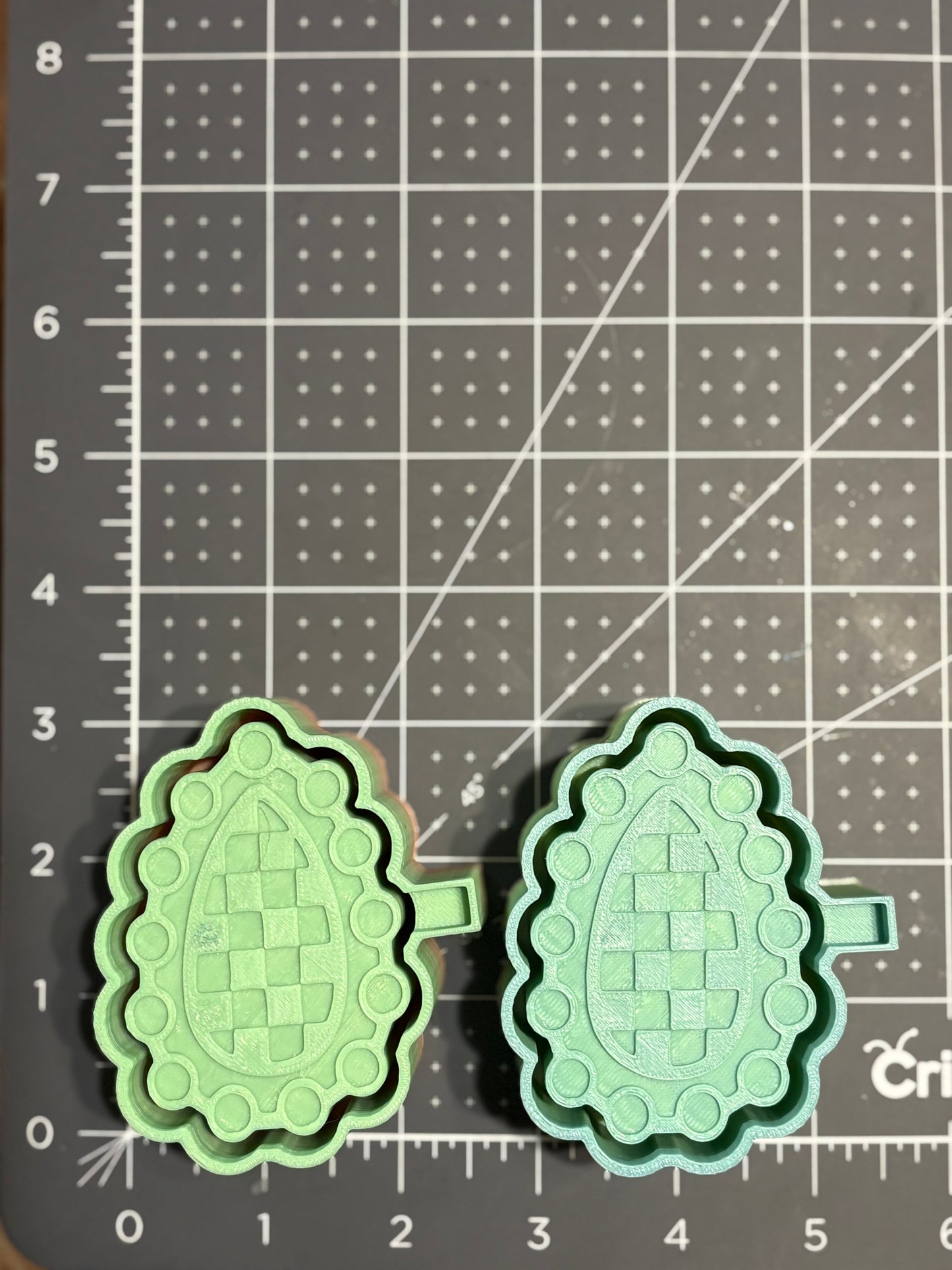 Turquoise Tear Drop Vent Clip (2) Mold