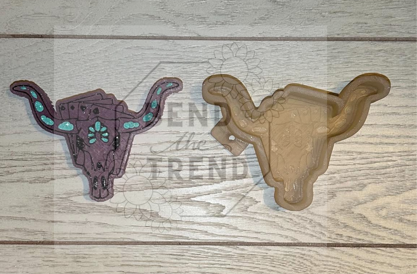Bull Skull with cards Mold