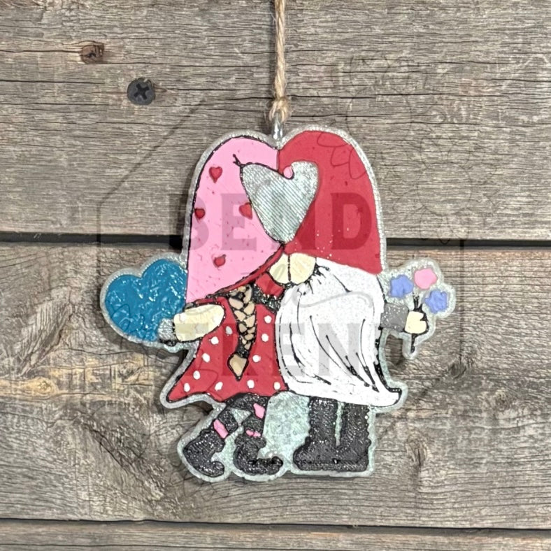 Kissing Gnome Freshie