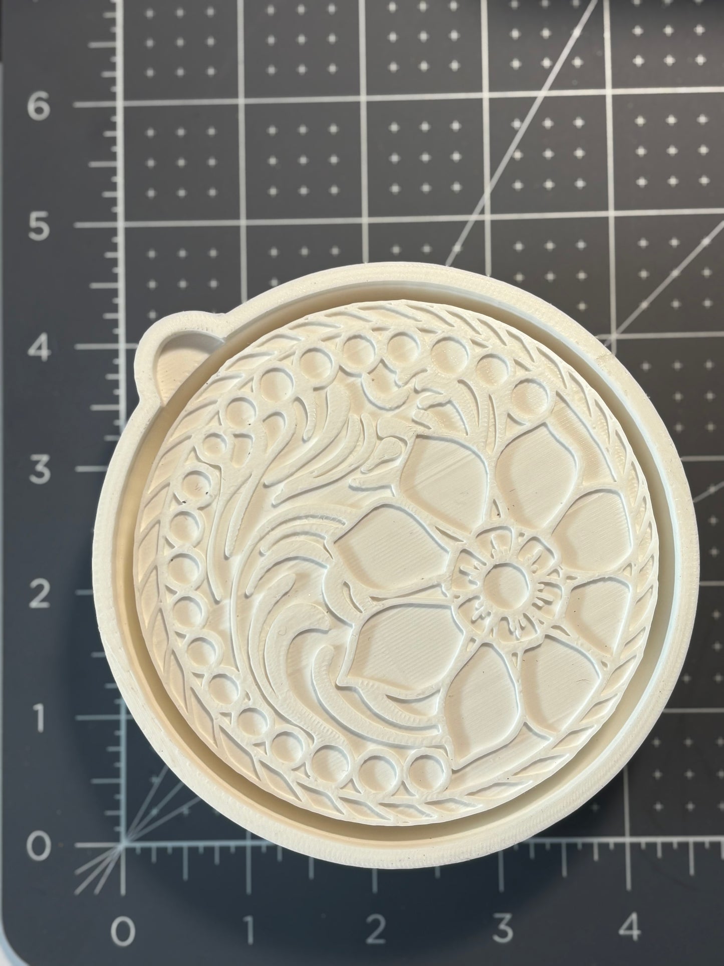 Flower Round Mold