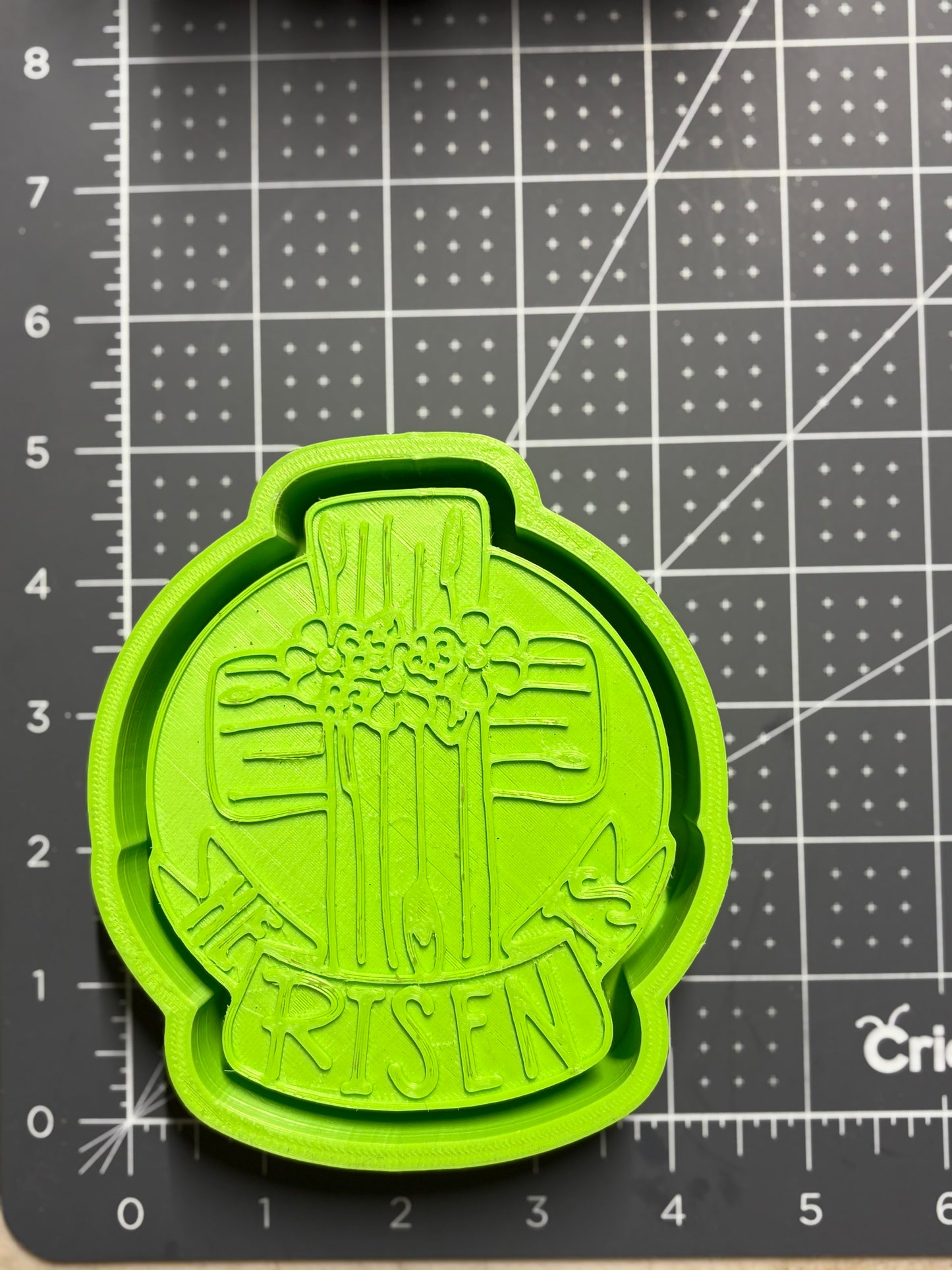 He is Risen Mold
