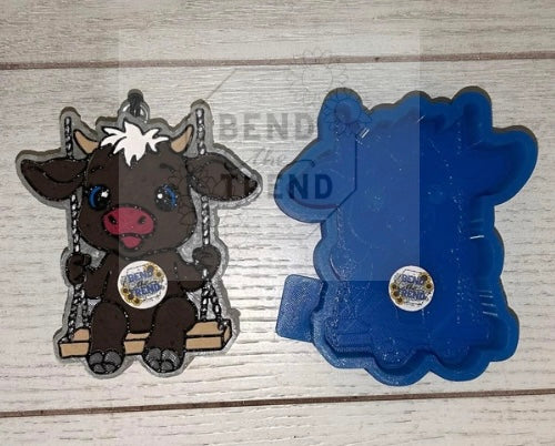 Highland Cow Swimging Floaty Mold