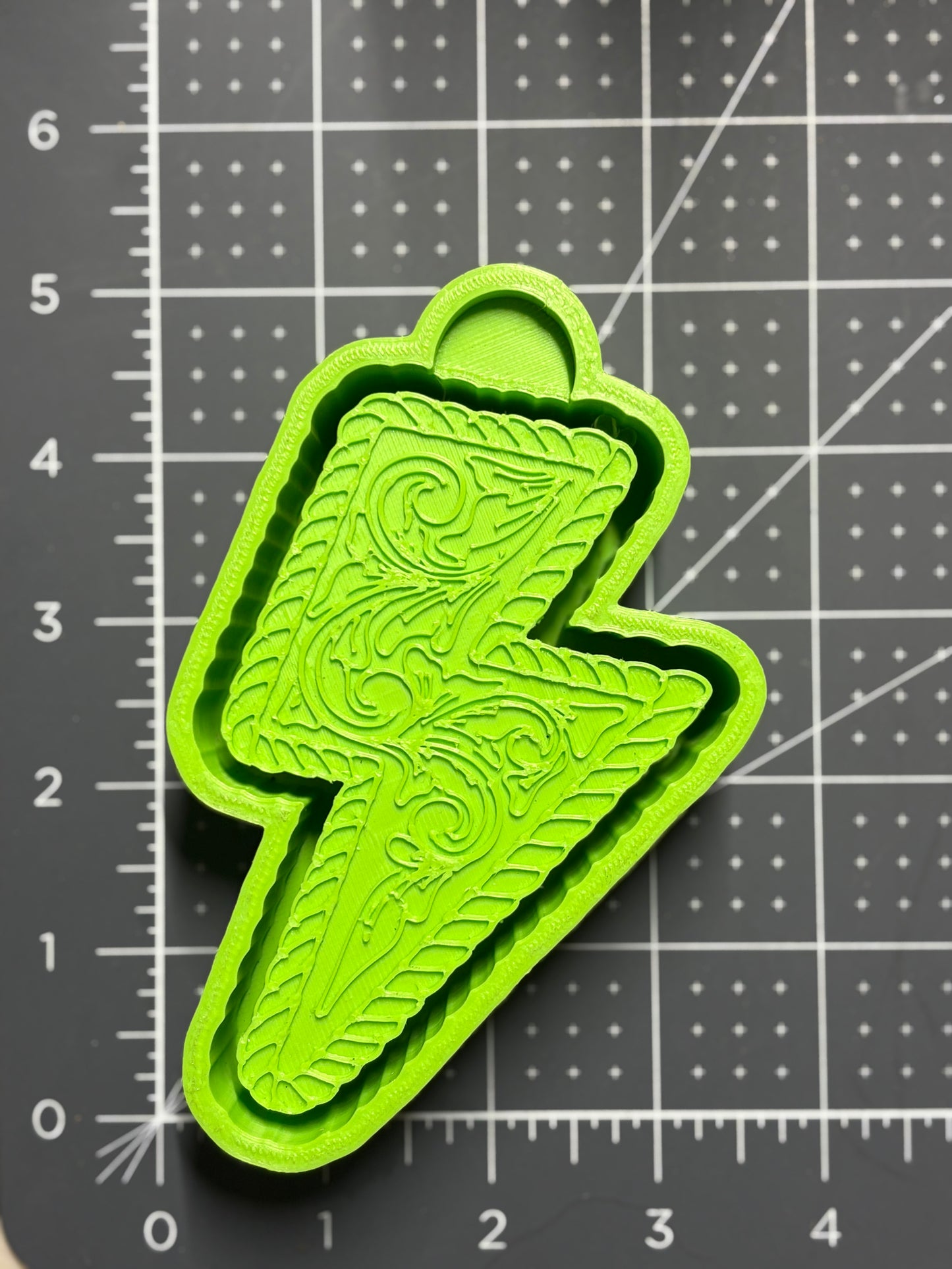 Tooled Lightning Bold Mold