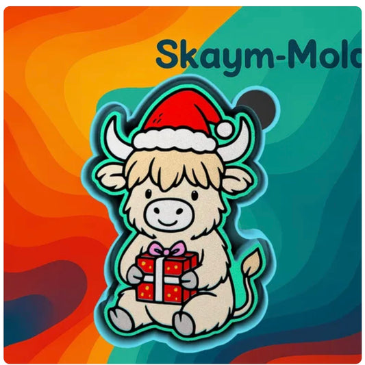Highland Cow with Christmas Gift Mold