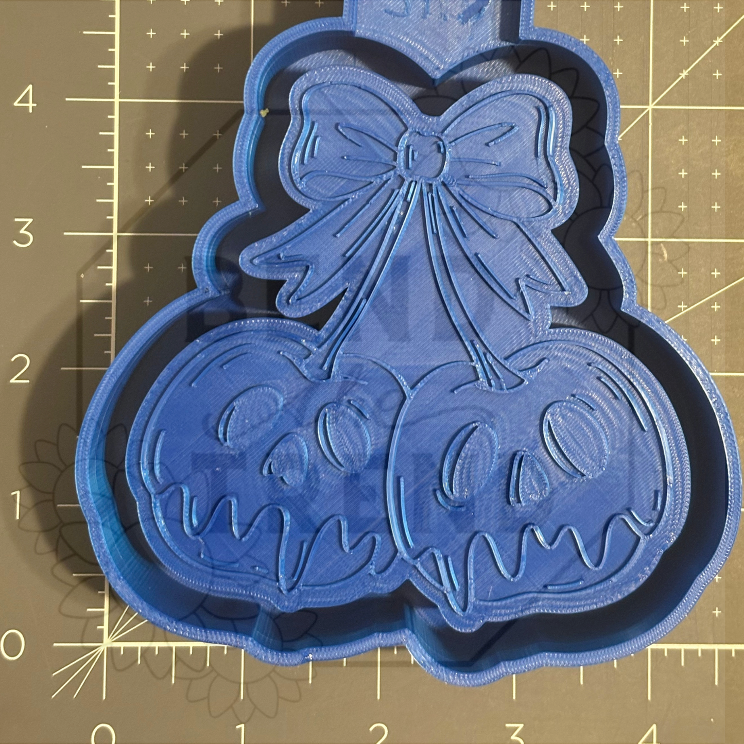 Pumpkin Drip Bow Mold
