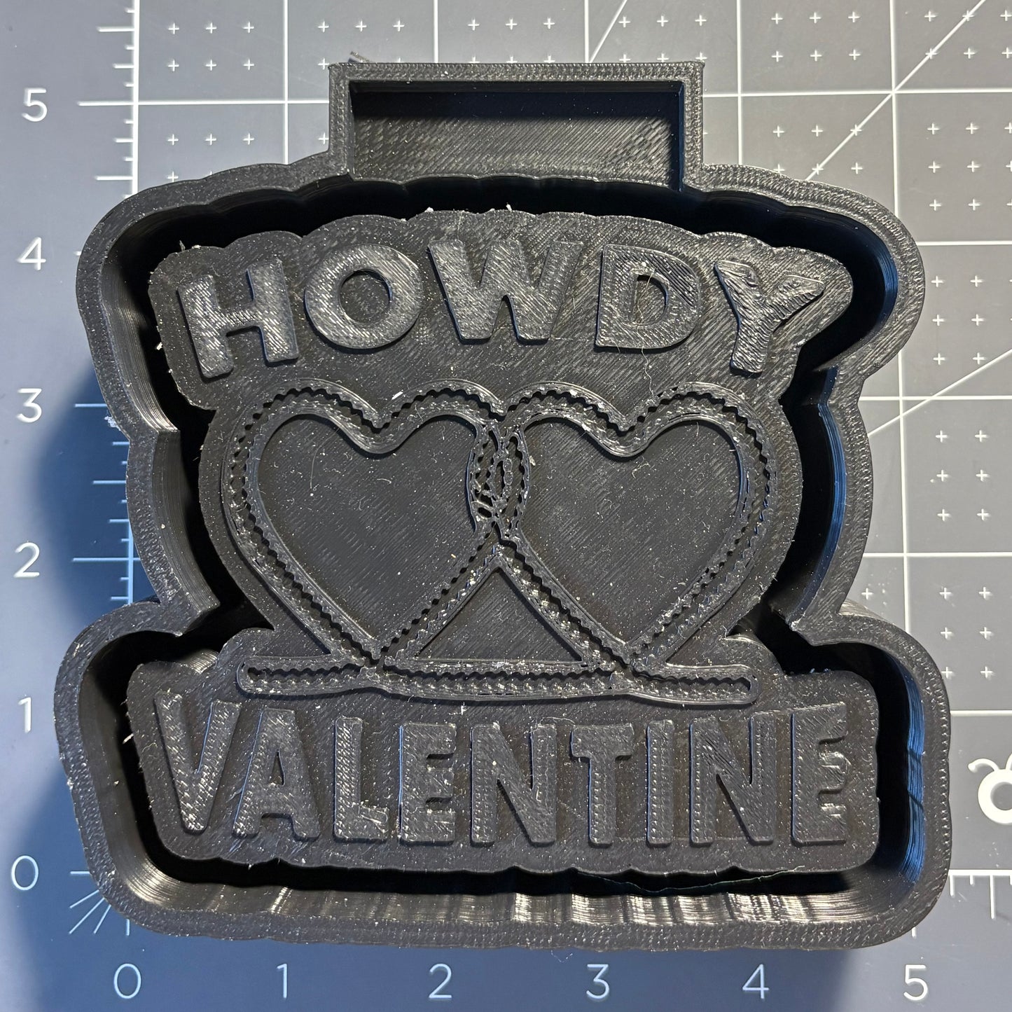 Howdy Valentine with Rope Hearts Mold