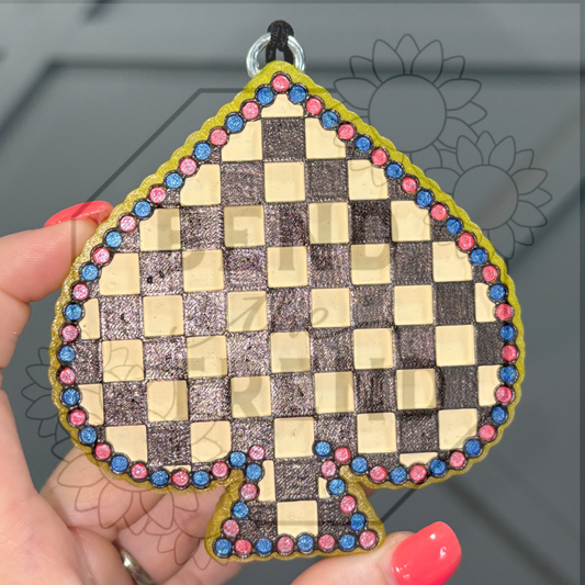 Checkered Spade Mold