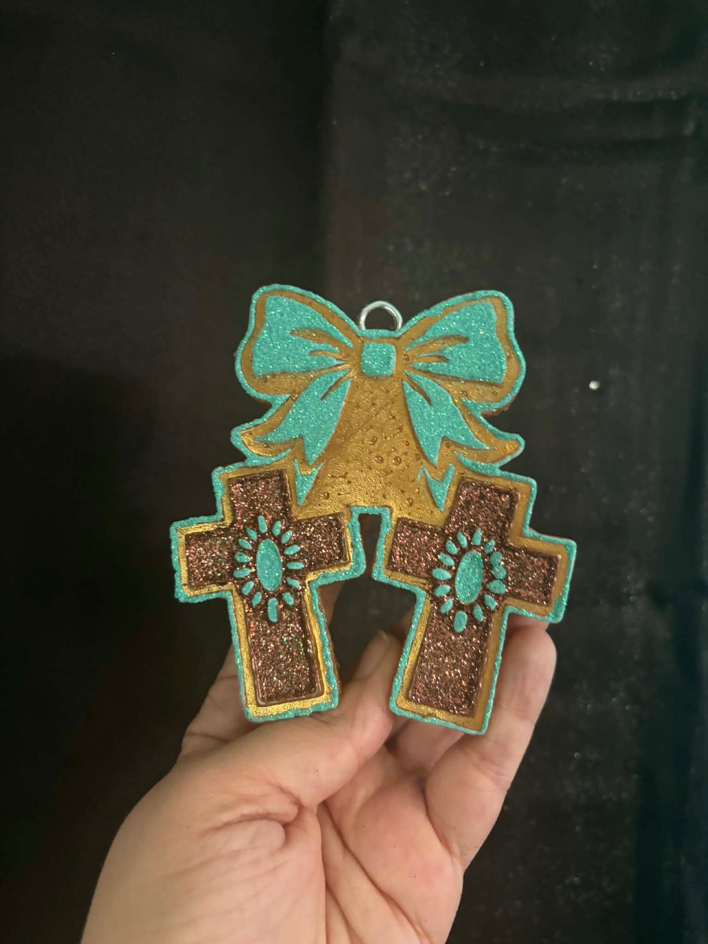 Bow & Crosses Mold