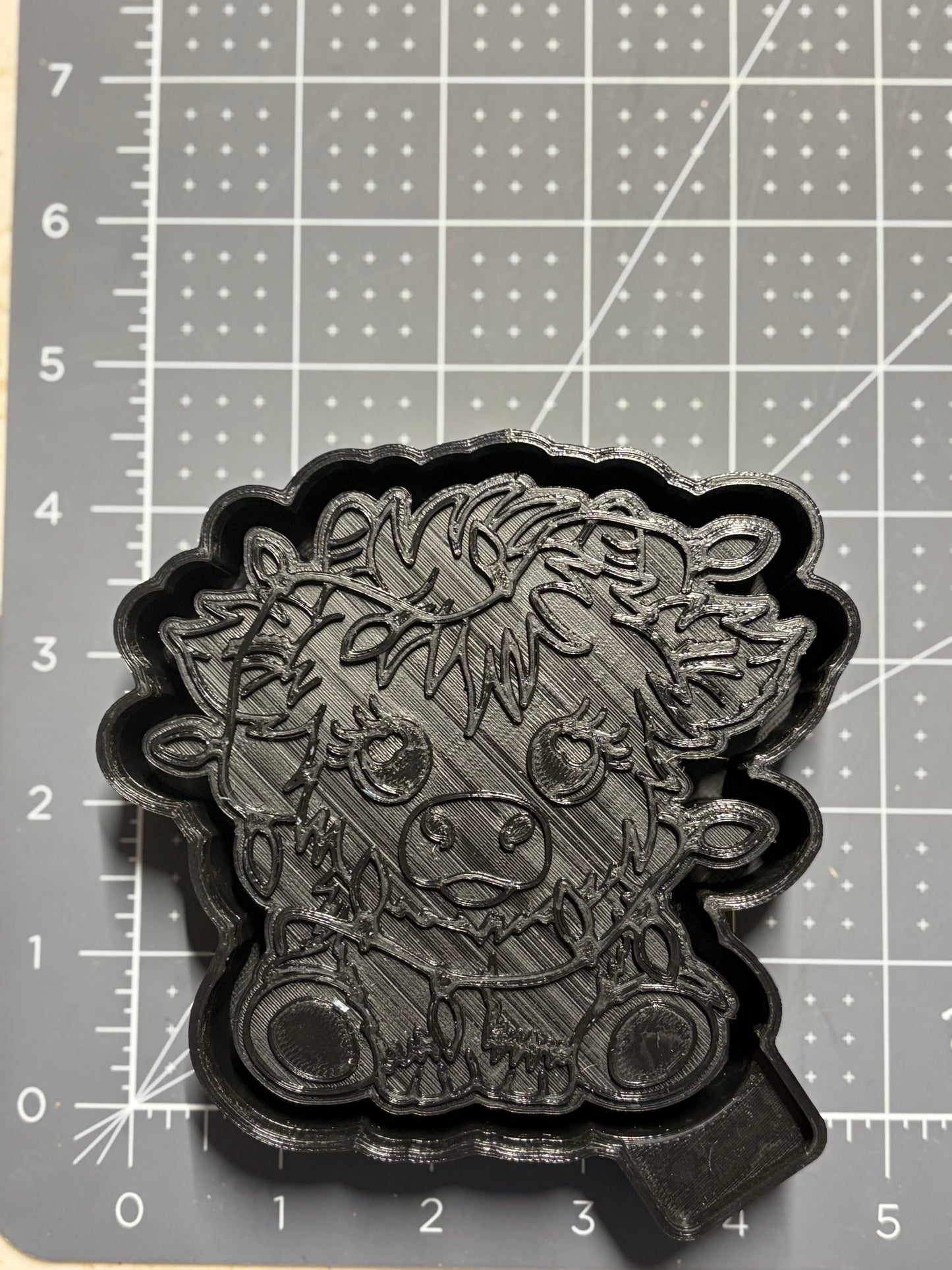 Highland With Christmas Lights Mold