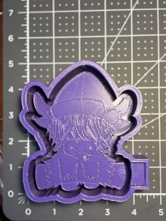 Highland with Santa Hat Mold