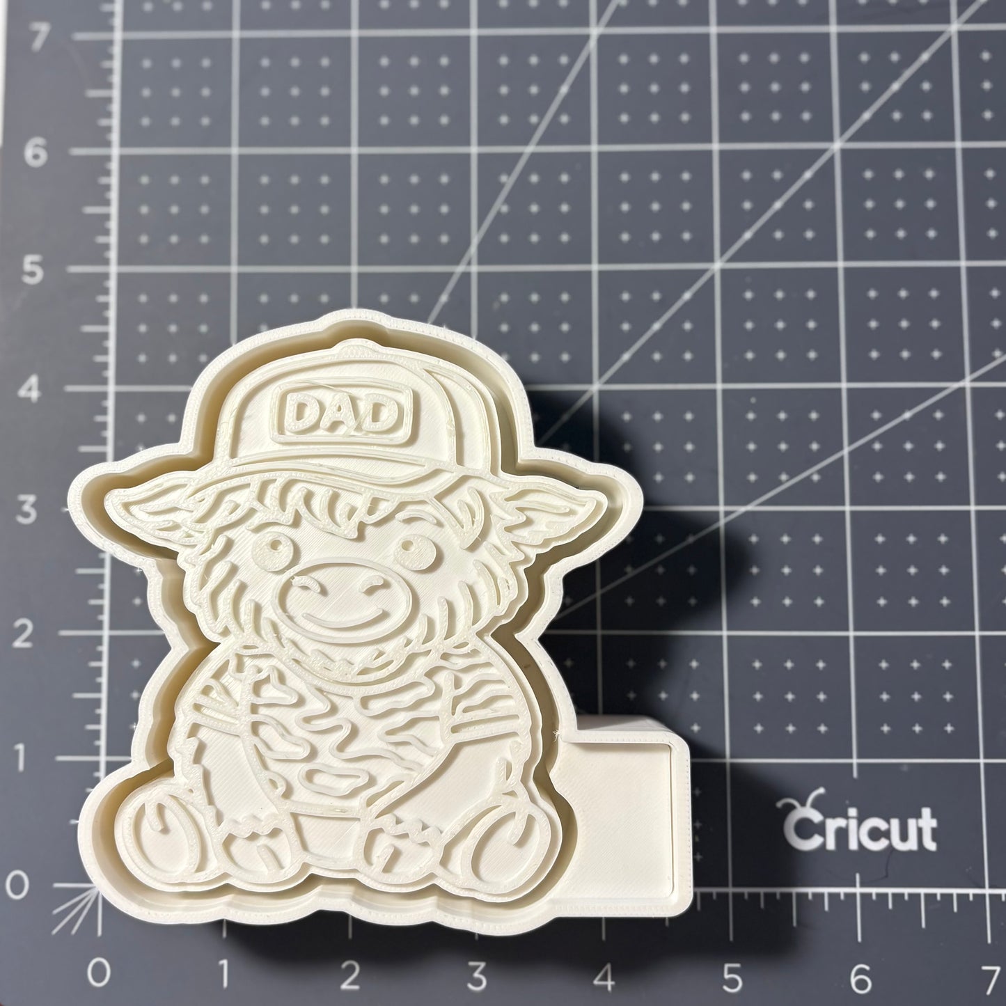 Highland Cow Dad Mold