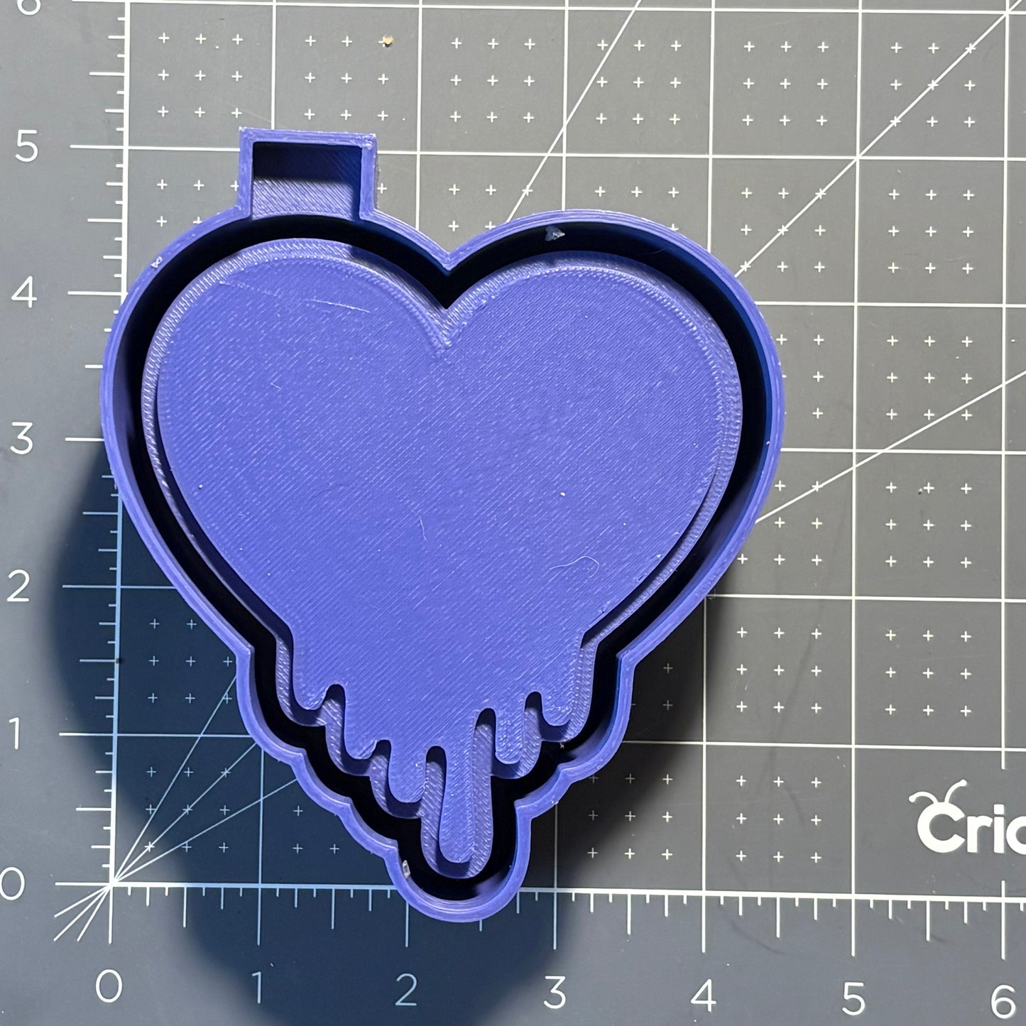 Drippy Heart Mold