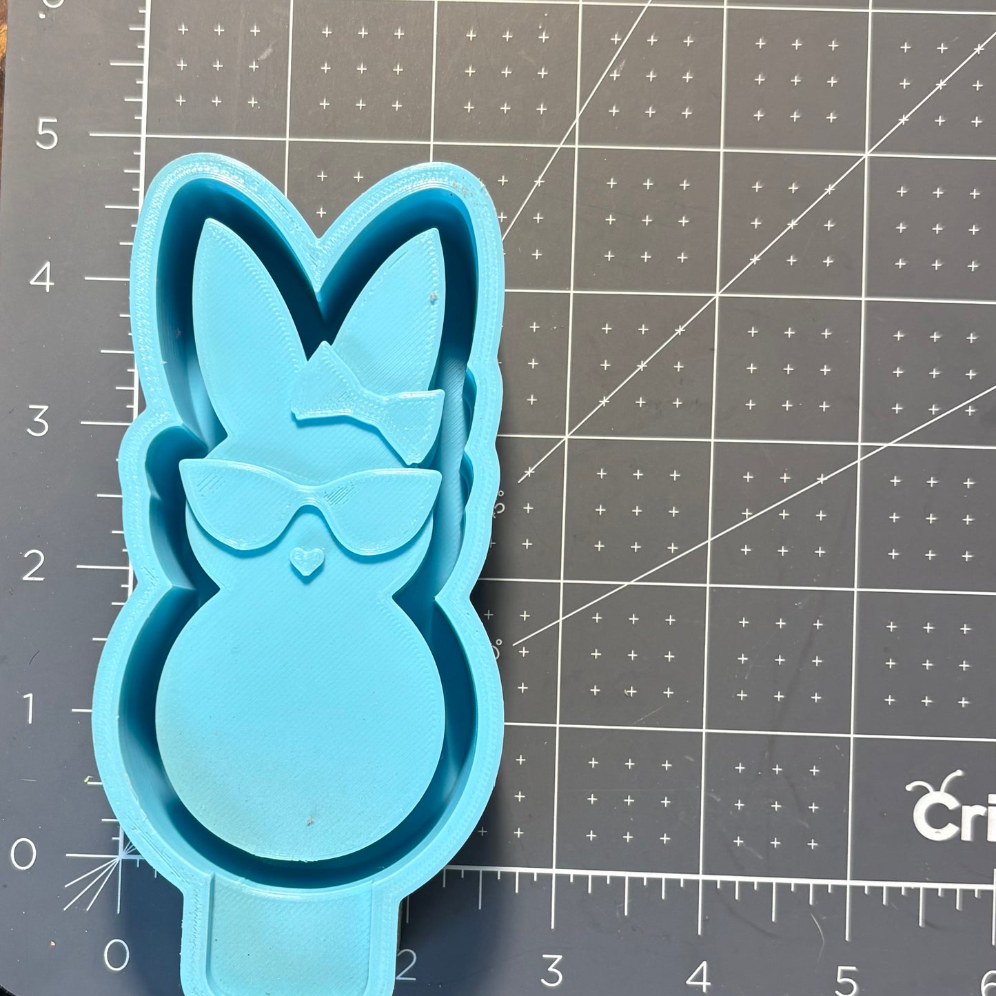 Cool Bunny With Bow Body Mold