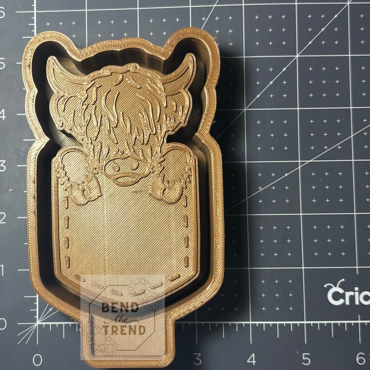 Highland Cow Pocket Mold