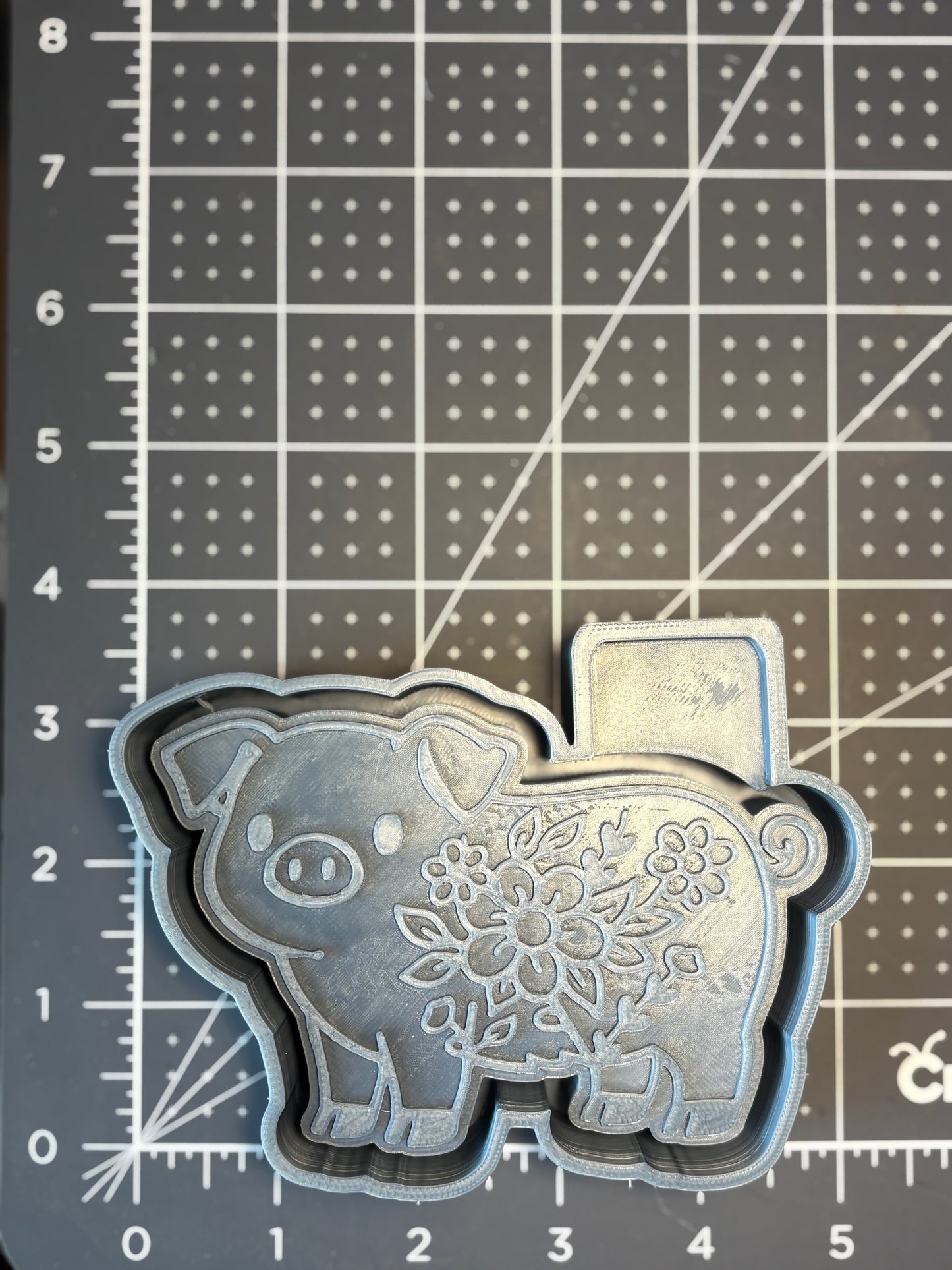 Floral Pig Mold