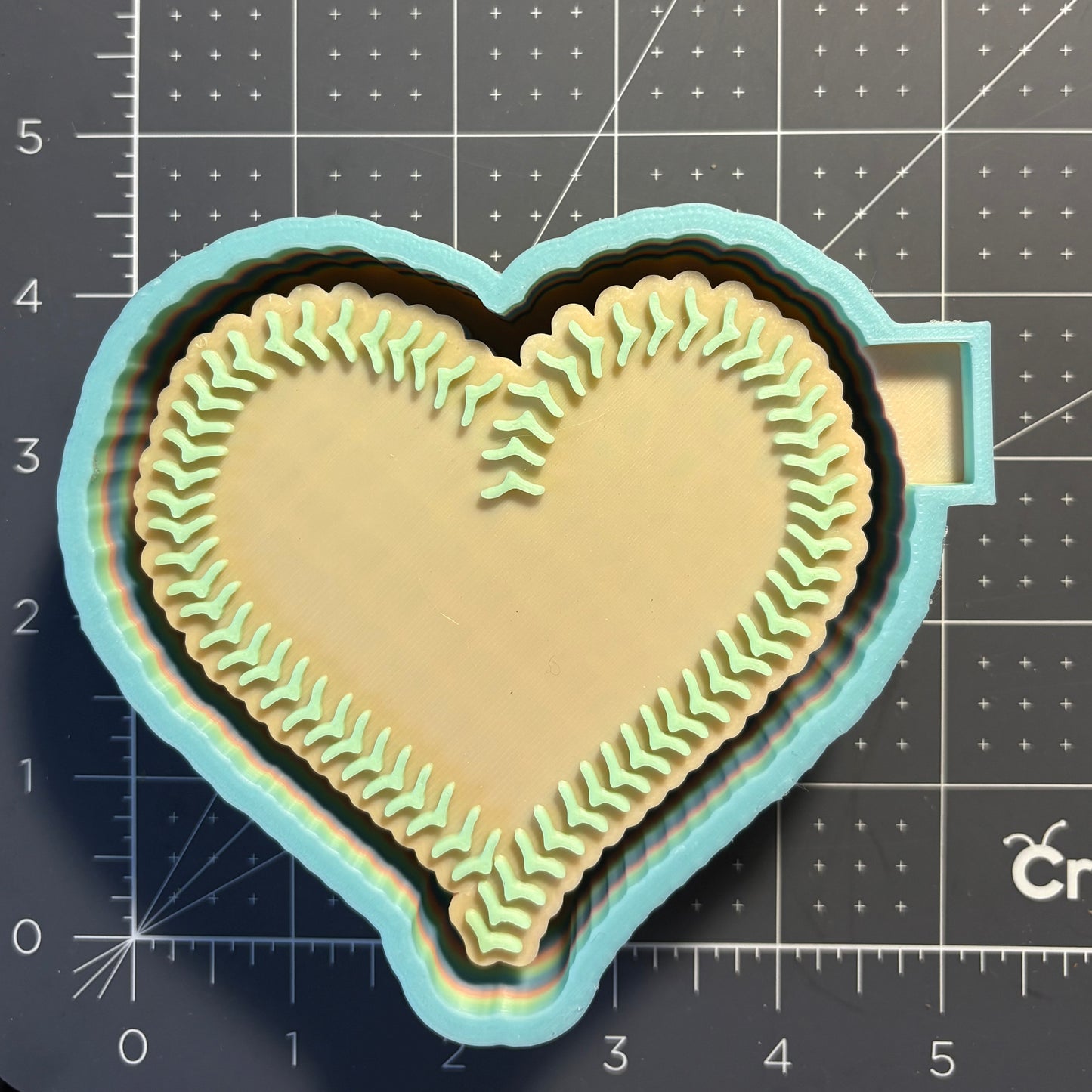 Baseball Thread Heart Mold