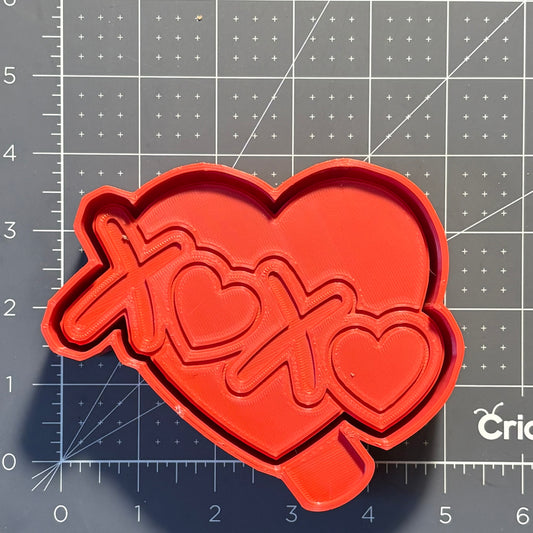 XOXO Heart Mold