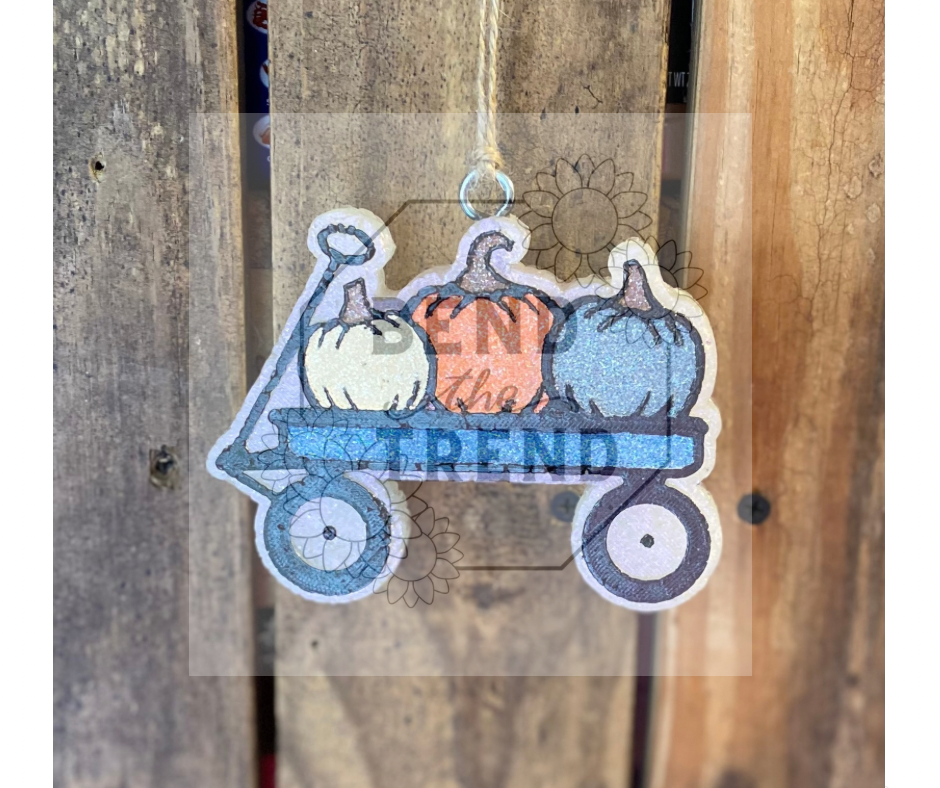 Wagon with pumpkins Freshie