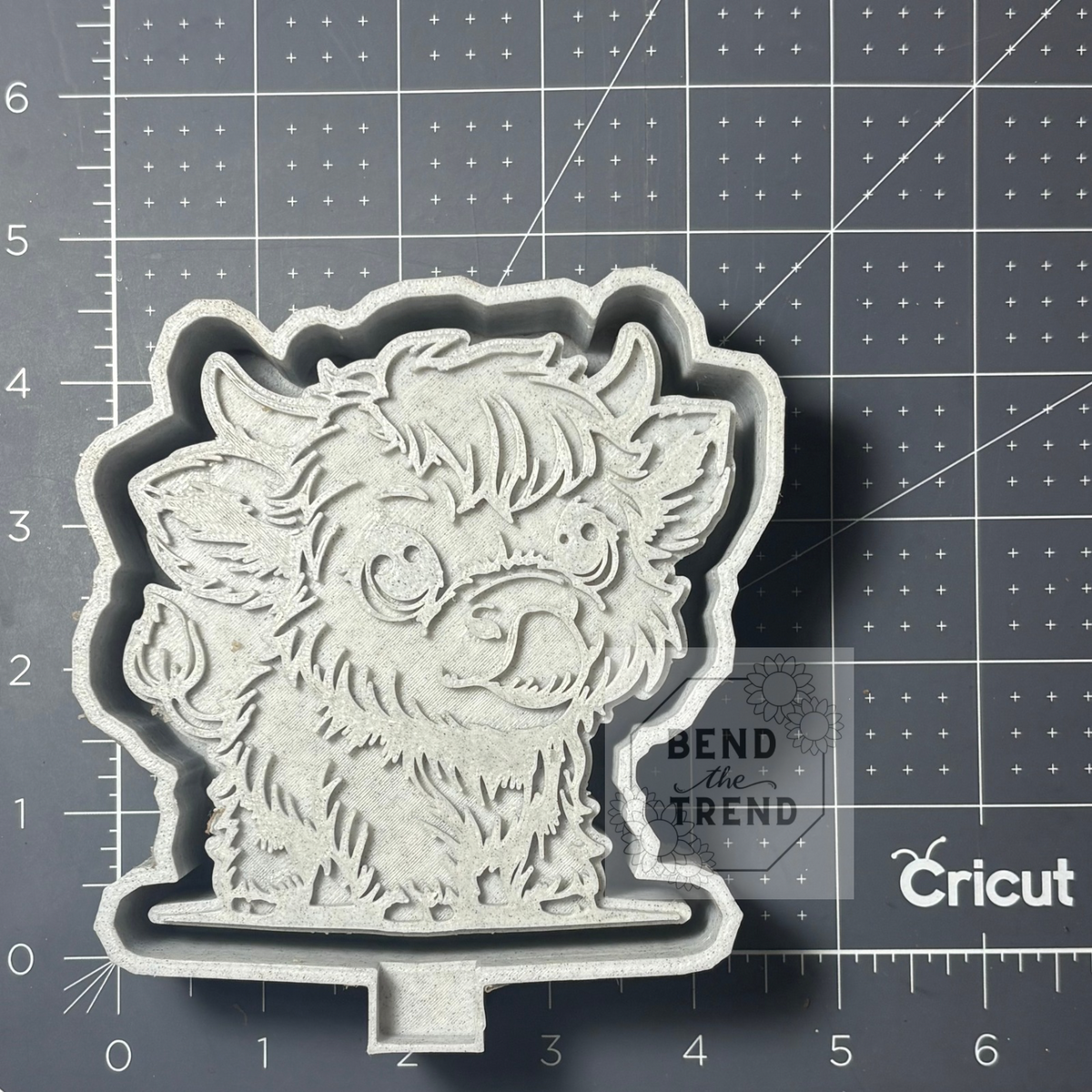 Highland Cow Mold