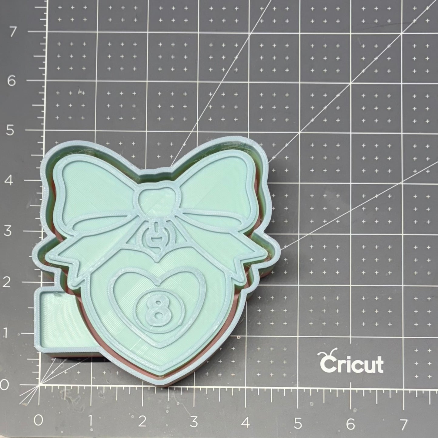 Plain 8 Ball Locket Mold