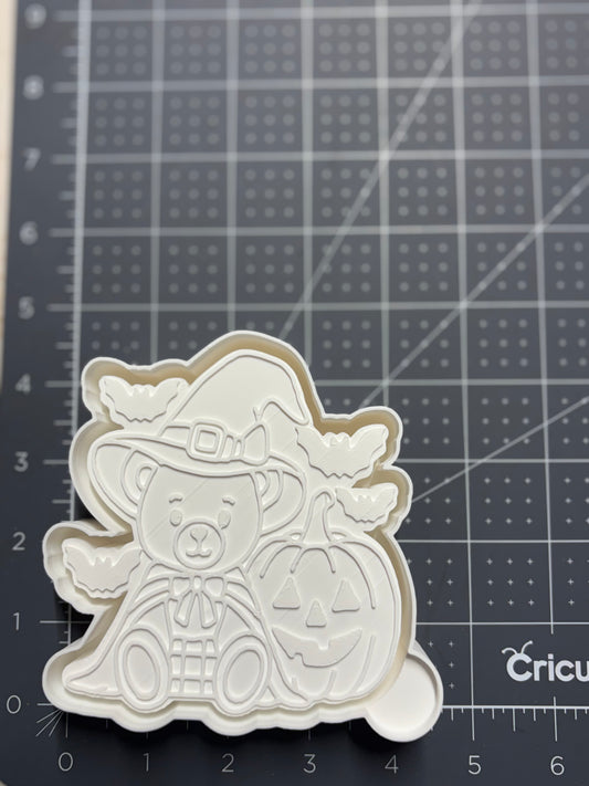 Cuddly Bear Witch Pumpkin Mold