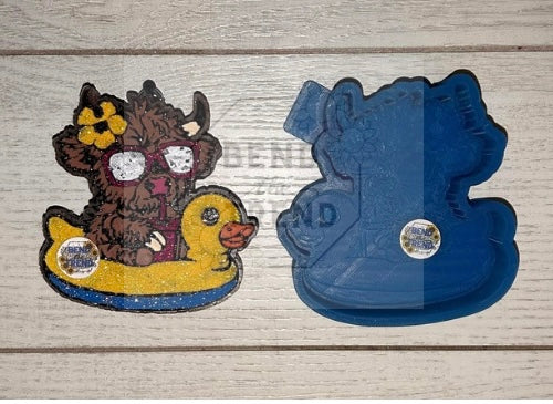Highland Cow on Duck Floaty Mold