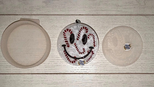 Circle w Candy Cane insert Mold