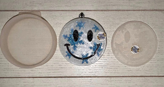 Circle w Snowflake insert Mold