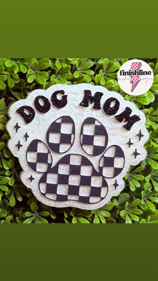 Checkered Dog Mom Paw Mold